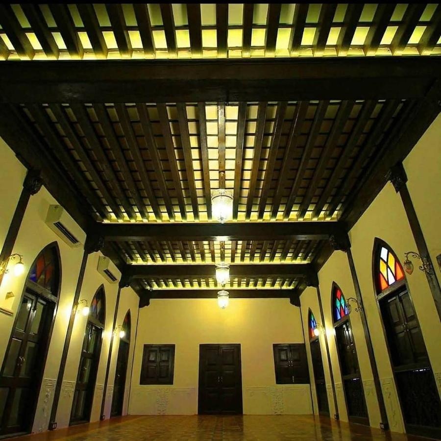 לינה וארוחת בוקר אחמדאבאד Deewanji Ni Haveli מראה חיצוני תמונה