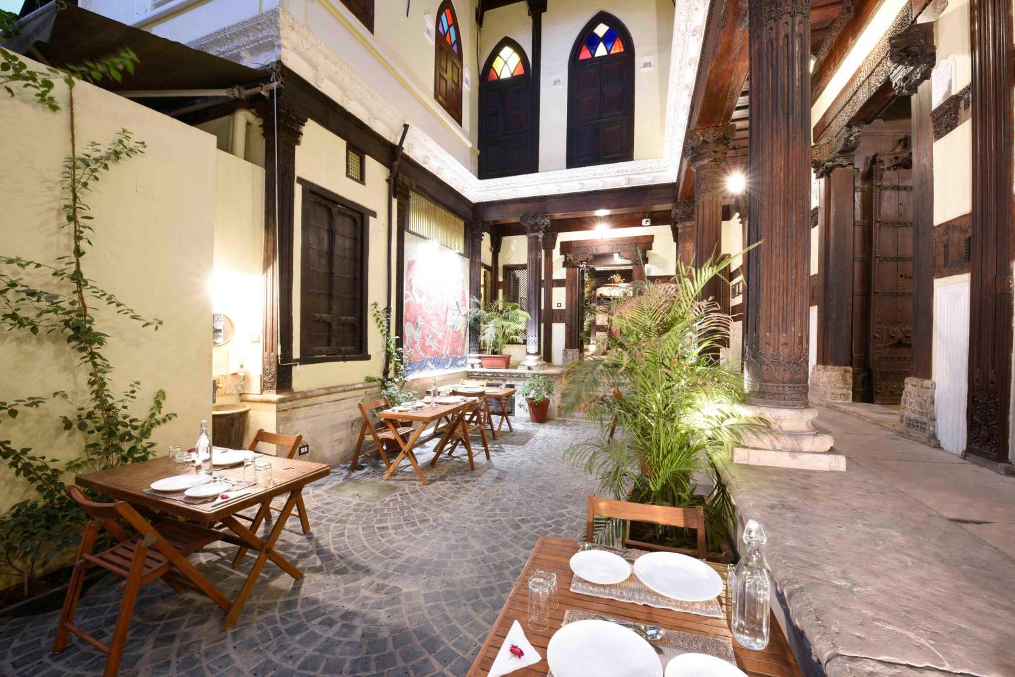 לינה וארוחת בוקר אחמדאבאד Deewanji Ni Haveli מראה חיצוני תמונה