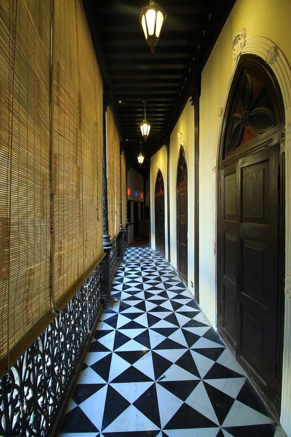 לינה וארוחת בוקר אחמדאבאד Deewanji Ni Haveli מראה חיצוני תמונה